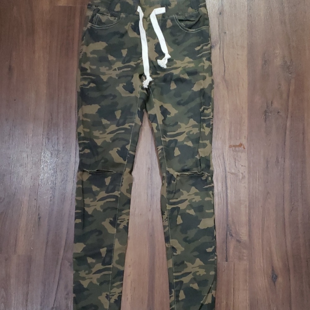 American Bazi Camo Skinny Jeans